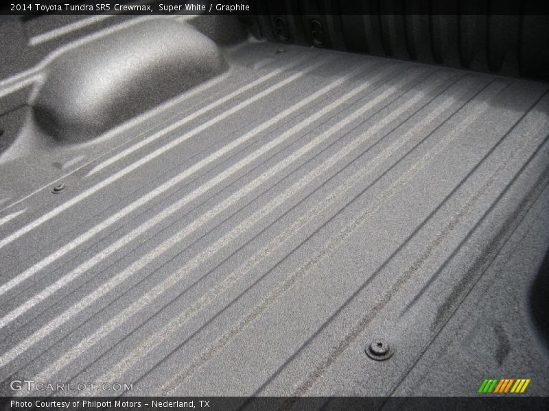 Super White / Graphite 2014 Toyota Tundra SR5 Crewmax