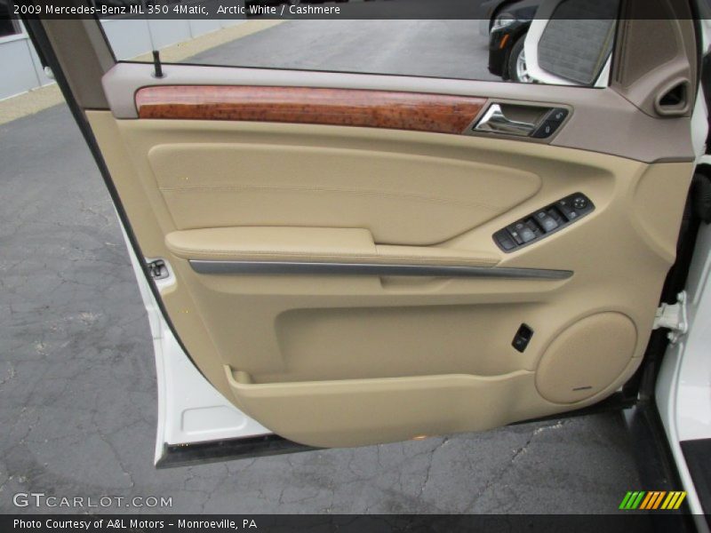 Arctic White / Cashmere 2009 Mercedes-Benz ML 350 4Matic