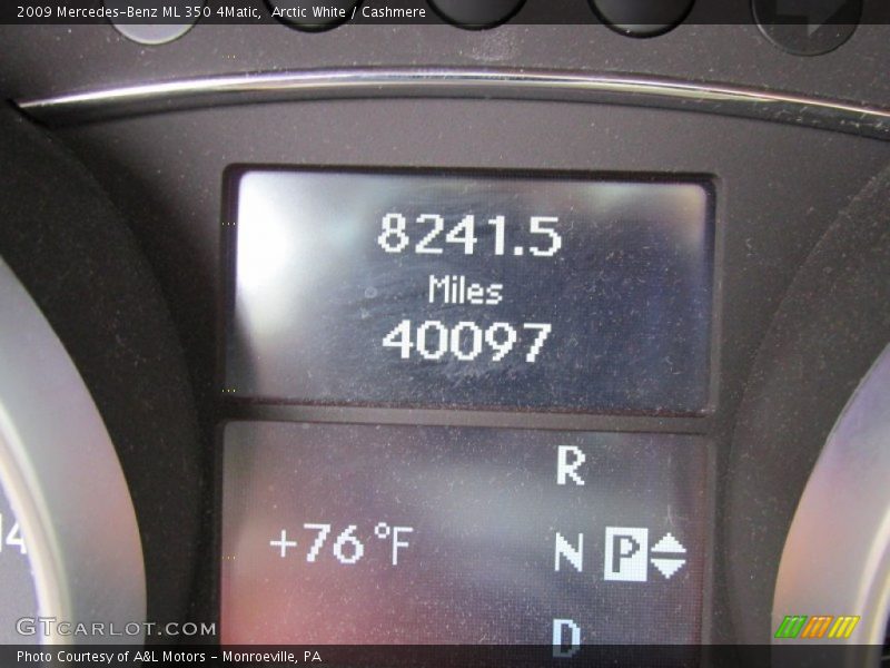 Arctic White / Cashmere 2009 Mercedes-Benz ML 350 4Matic