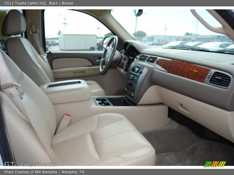 Black / Bisque 2011 Toyota Camry XLE
