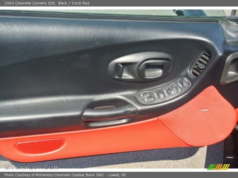 Black / Torch Red 2004 Chevrolet Corvette Z06