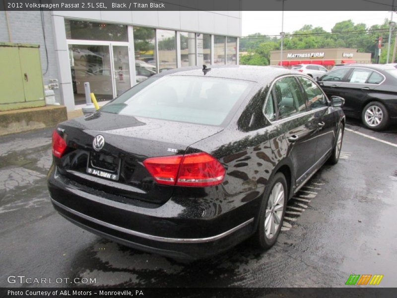 Black / Titan Black 2012 Volkswagen Passat 2.5L SEL