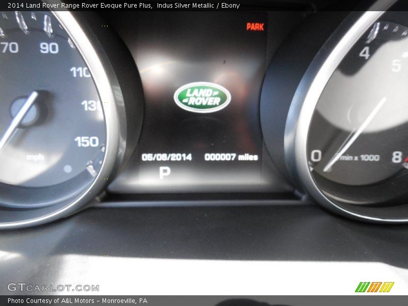 Indus Silver Metallic / Ebony 2014 Land Rover Range Rover Evoque Pure Plus