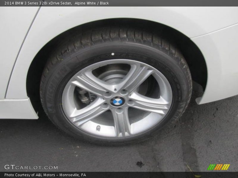 Alpine White / Black 2014 BMW 3 Series 328i xDrive Sedan