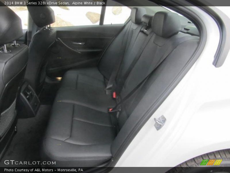 Alpine White / Black 2014 BMW 3 Series 328i xDrive Sedan