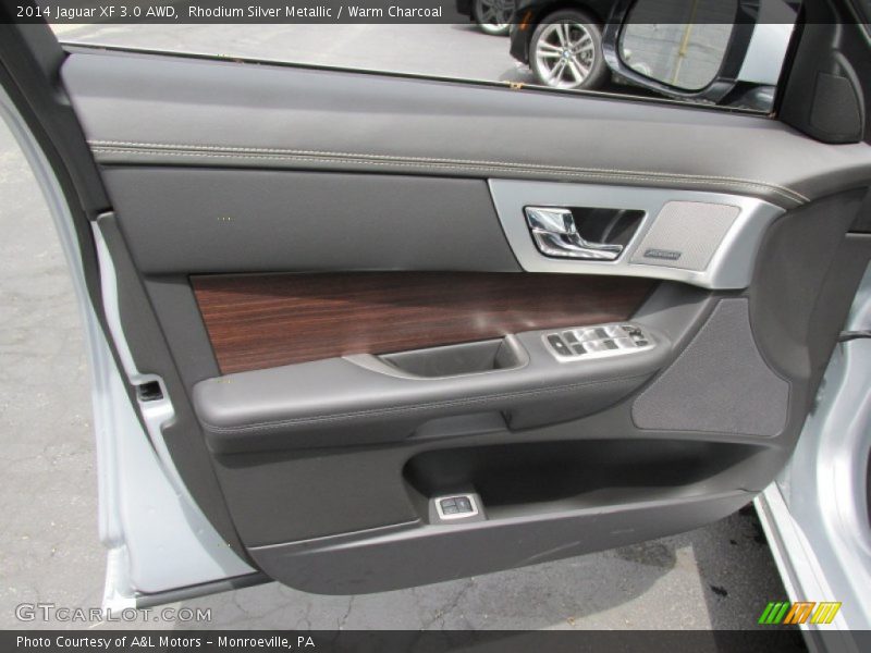 Door Panel of 2014 XF 3.0 AWD