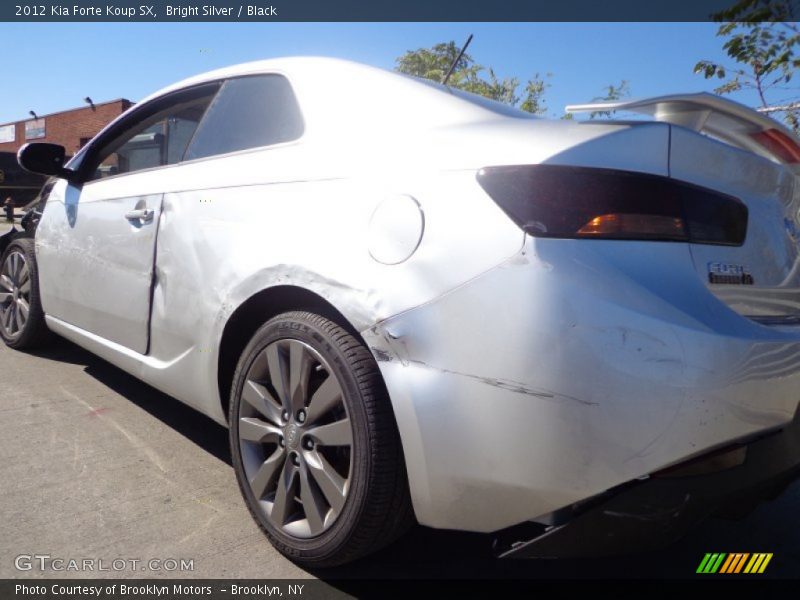 Bright Silver / Black 2012 Kia Forte Koup SX