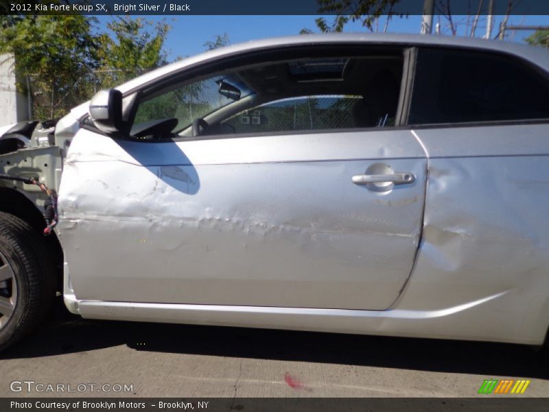 Bright Silver / Black 2012 Kia Forte Koup SX