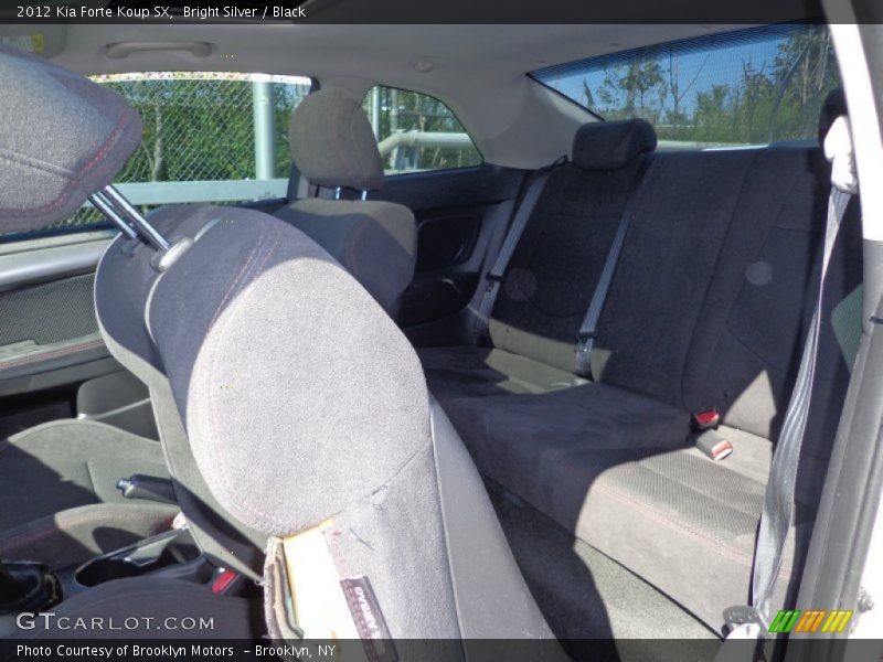 Bright Silver / Black 2012 Kia Forte Koup SX