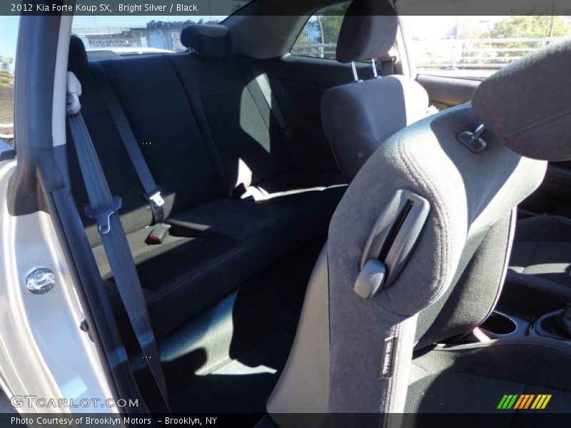 Bright Silver / Black 2012 Kia Forte Koup SX