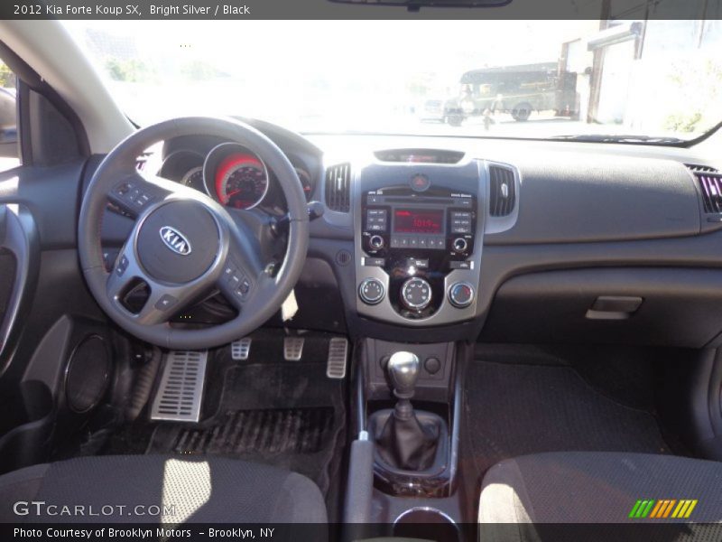 Bright Silver / Black 2012 Kia Forte Koup SX