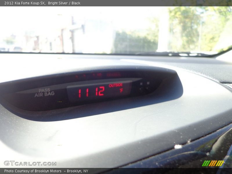 Bright Silver / Black 2012 Kia Forte Koup SX