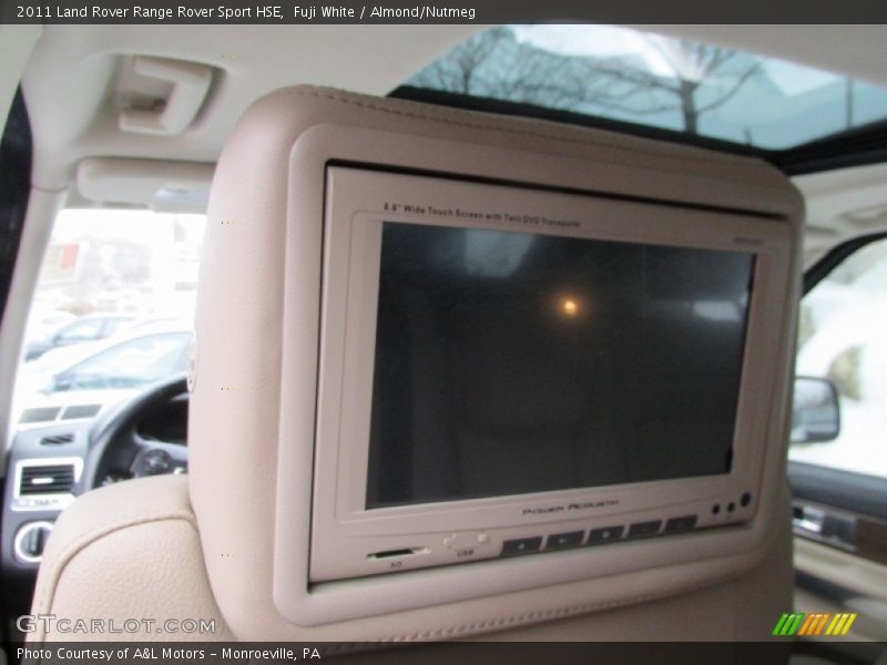 Fuji White / Almond/Nutmeg 2011 Land Rover Range Rover Sport HSE