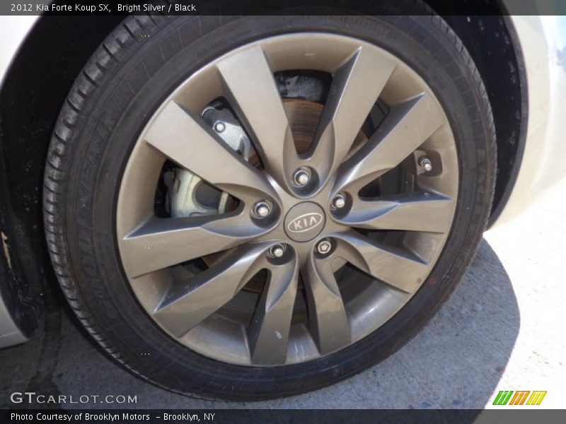 Bright Silver / Black 2012 Kia Forte Koup SX
