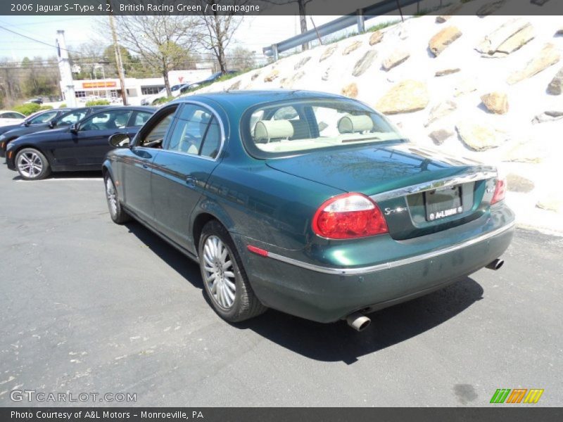 British Racing Green / Champagne 2006 Jaguar S-Type 4.2