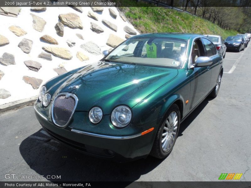 British Racing Green / Champagne 2006 Jaguar S-Type 4.2