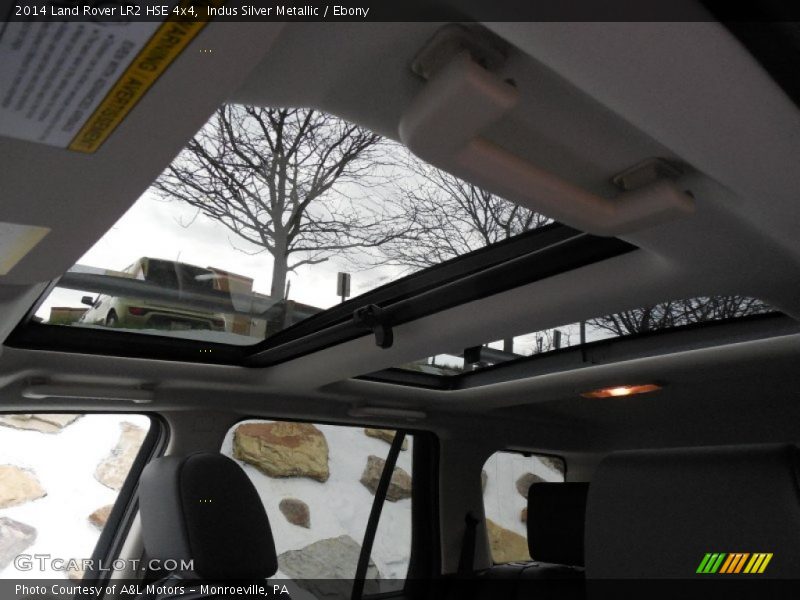 Indus Silver Metallic / Ebony 2014 Land Rover LR2 HSE 4x4