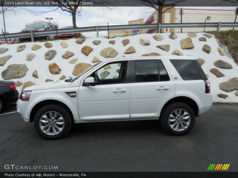 Fuji White / Ebony 2014 Land Rover LR2 HSE 4x4
