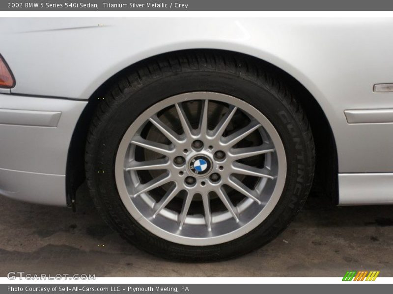  2002 5 Series 540i Sedan Wheel