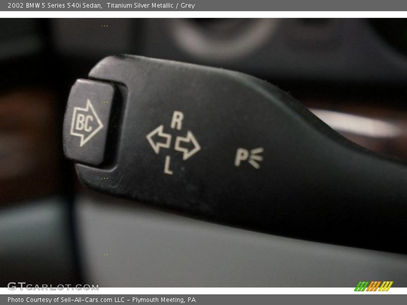 Titanium Silver Metallic / Grey 2002 BMW 5 Series 540i Sedan