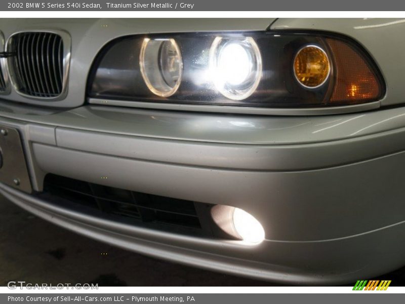 Titanium Silver Metallic / Grey 2002 BMW 5 Series 540i Sedan