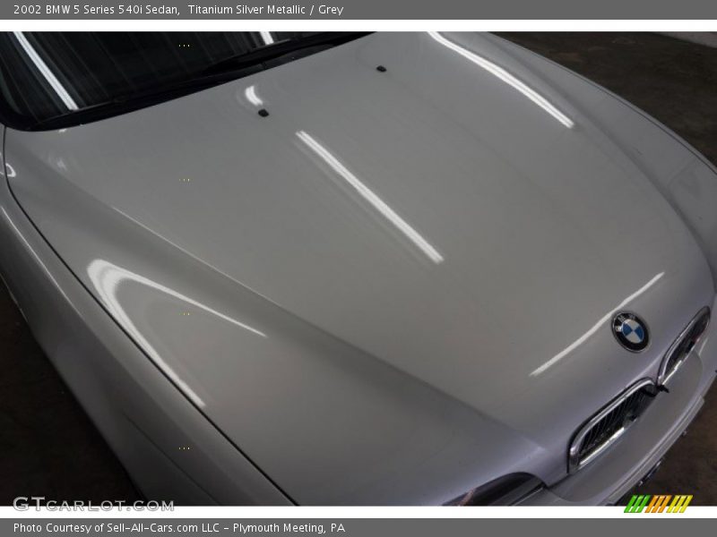 Titanium Silver Metallic / Grey 2002 BMW 5 Series 540i Sedan