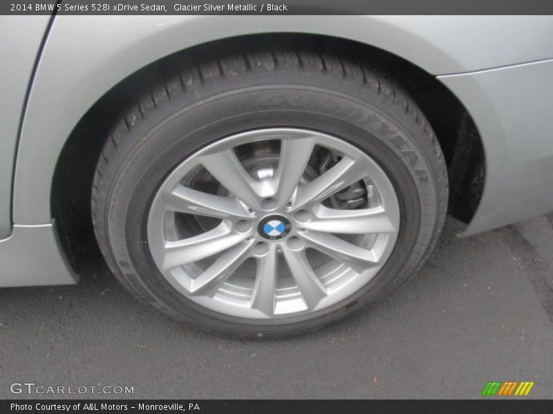 Glacier Silver Metallic / Black 2014 BMW 5 Series 528i xDrive Sedan