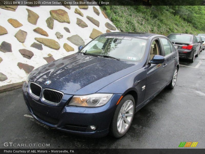 Deep Sea Blue Metallic / Beige 2011 BMW 3 Series 328i xDrive Sedan