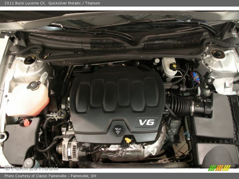 Quicksilver Metallic / Titanium 2011 Buick Lucerne CX