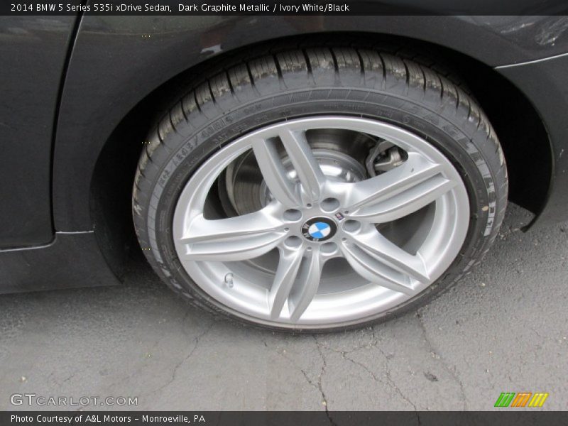 Dark Graphite Metallic / Ivory White/Black 2014 BMW 5 Series 535i xDrive Sedan