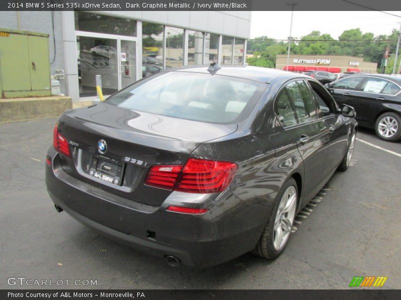 Dark Graphite Metallic / Ivory White/Black 2014 BMW 5 Series 535i xDrive Sedan