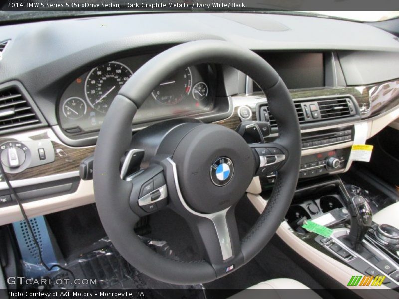 Dark Graphite Metallic / Ivory White/Black 2014 BMW 5 Series 535i xDrive Sedan
