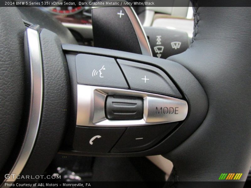Dark Graphite Metallic / Ivory White/Black 2014 BMW 5 Series 535i xDrive Sedan