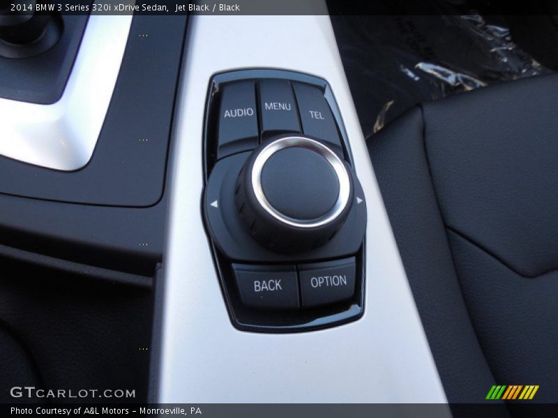 Jet Black / Black 2014 BMW 3 Series 320i xDrive Sedan
