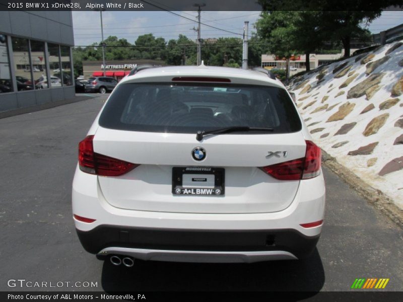 Alpine White / Black 2015 BMW X1 xDrive28i