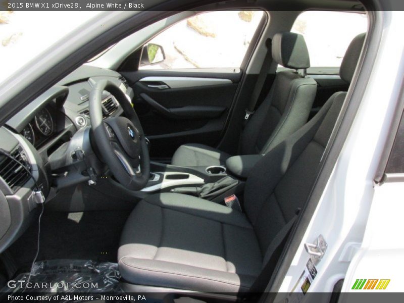 Alpine White / Black 2015 BMW X1 xDrive28i
