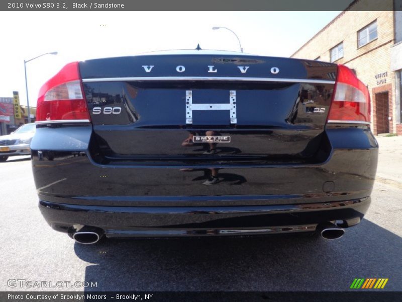 Black / Sandstone 2010 Volvo S80 3.2