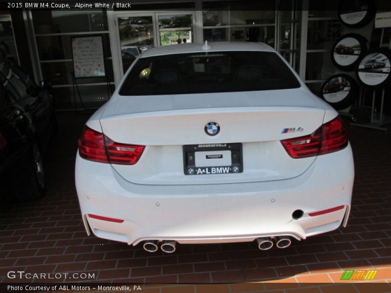 Alpine White / Black 2015 BMW M4 Coupe