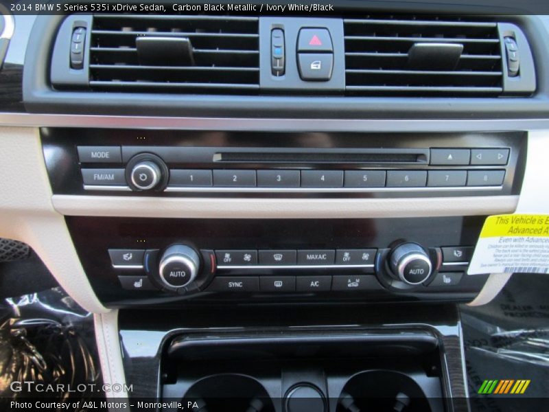 Carbon Black Metallic / Ivory White/Black 2014 BMW 5 Series 535i xDrive Sedan