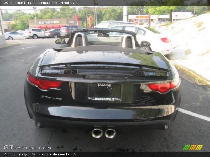 Ultimate Black Metallic / Jet 2014 Jaguar F-TYPE