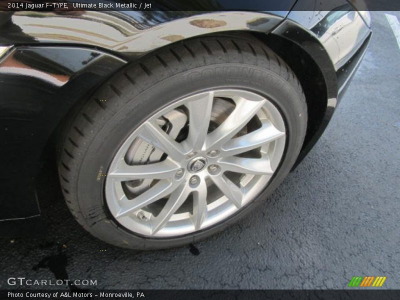 Ultimate Black Metallic / Jet 2014 Jaguar F-TYPE