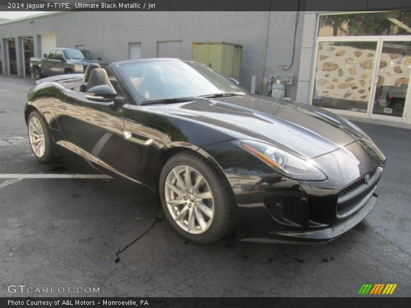 Ultimate Black Metallic / Jet 2014 Jaguar F-TYPE