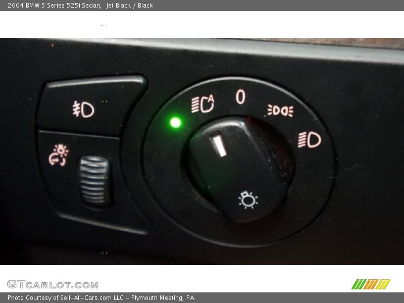 Jet Black / Black 2004 BMW 5 Series 525i Sedan