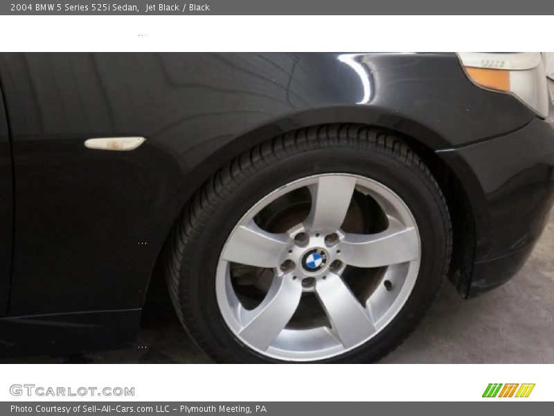 Jet Black / Black 2004 BMW 5 Series 525i Sedan