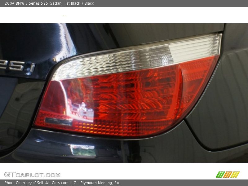Jet Black / Black 2004 BMW 5 Series 525i Sedan