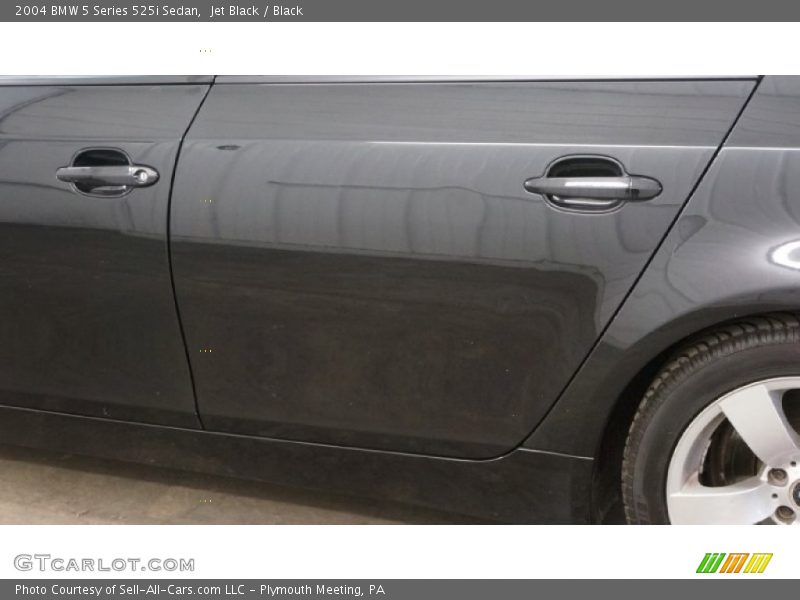 Jet Black / Black 2004 BMW 5 Series 525i Sedan
