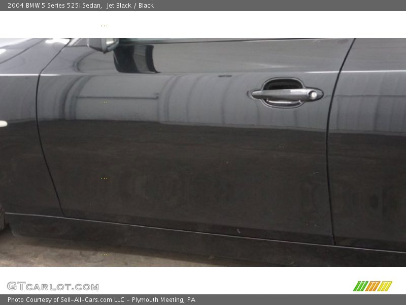 Jet Black / Black 2004 BMW 5 Series 525i Sedan