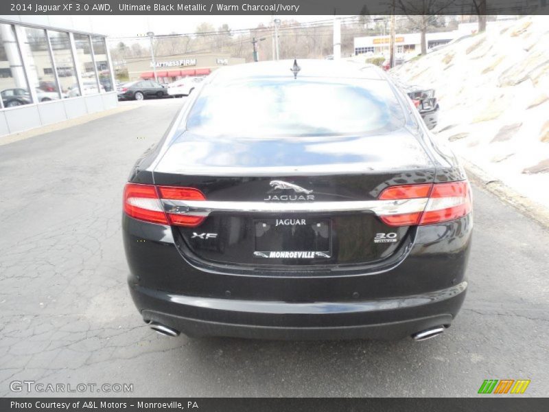 Ultimate Black Metallic / Warm Charcoal/Ivory 2014 Jaguar XF 3.0 AWD