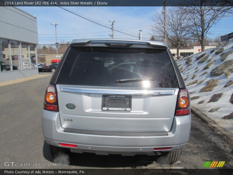 Indus Silver Metallic / Ebony 2014 Land Rover LR2 HSE 4x4