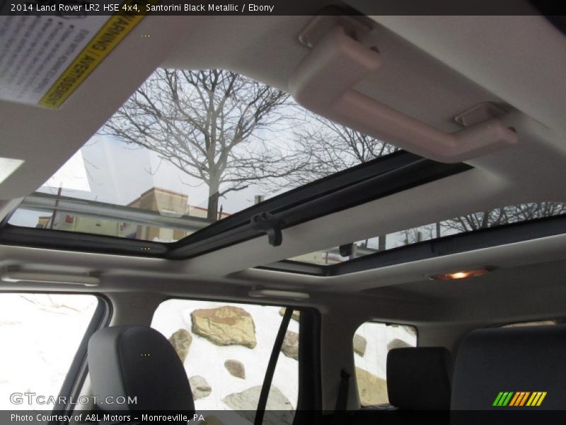 Sunroof of 2014 LR2 HSE 4x4
